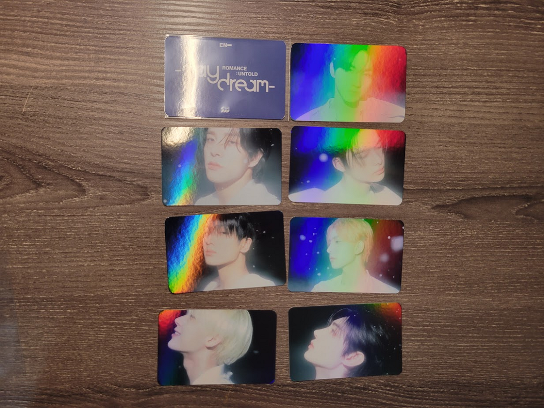 ENHYPEN- "ROMANCE : UNTOLD -daydream" - Soundwave Pre-Order Benefit Photocard (HOLO)