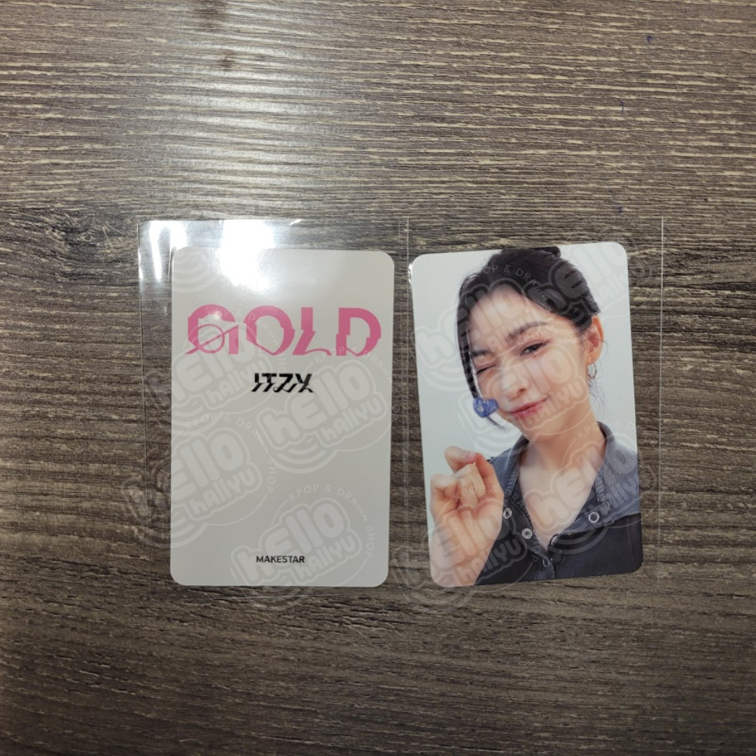 ITZY - "Gold" - MAKESTAR Pre-Order Benefit Photocard